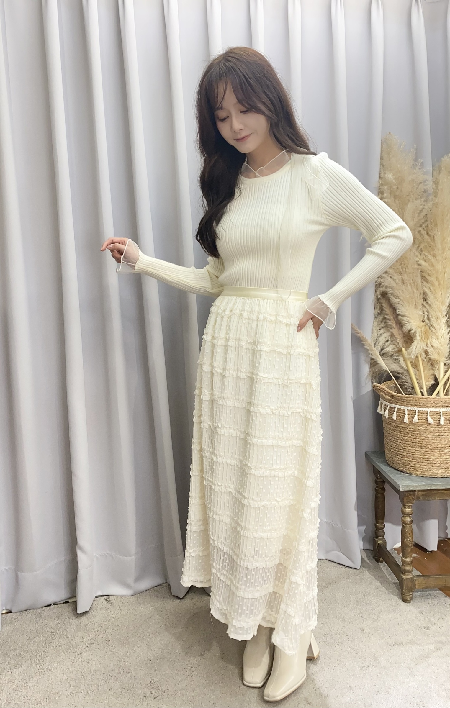 5F7B2FEB-5D1C-401F-BAEB-3C7025F89FC5