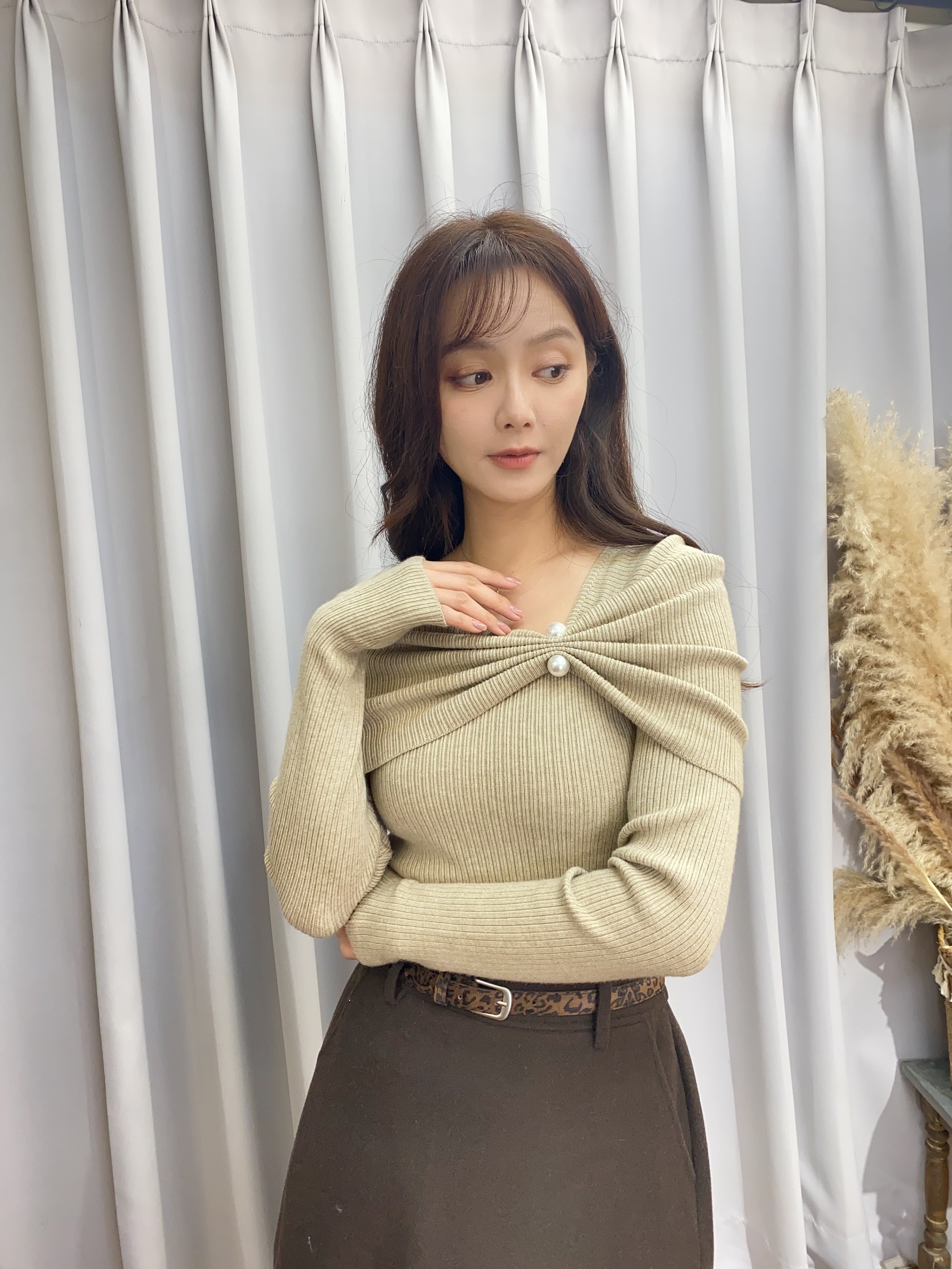 8C3E0BFA-37D1-48D5-B804-3C1A4AC683D4