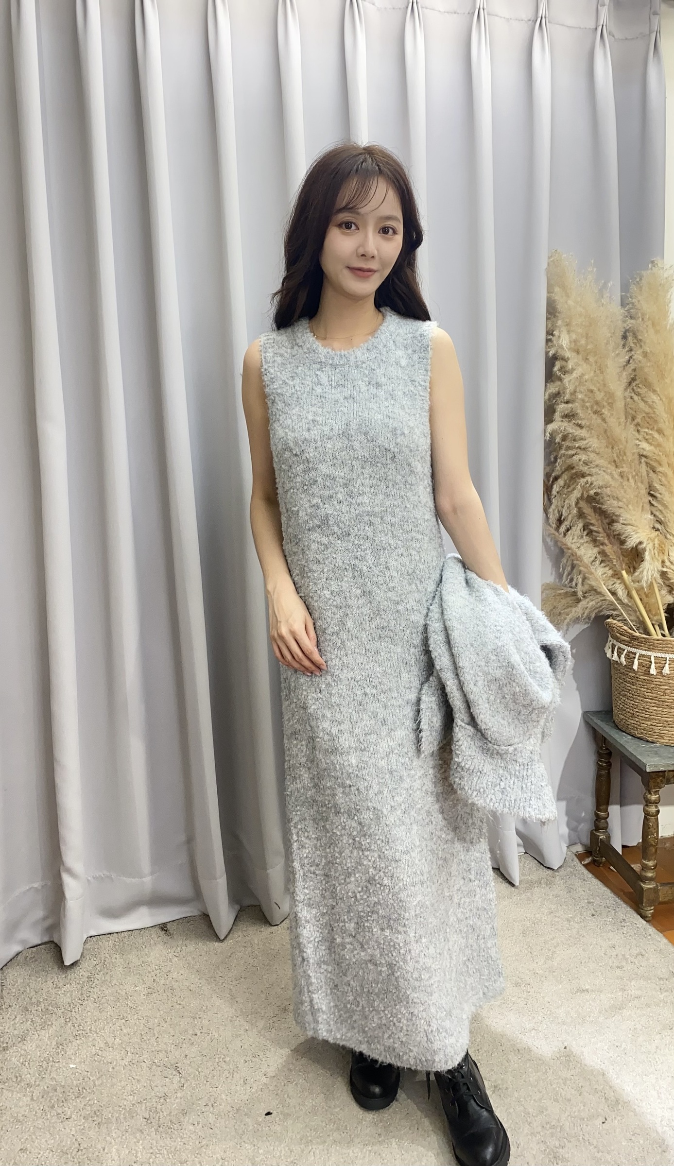 5EF85912-0711-4558-94DE-0DCE7A45F9D0