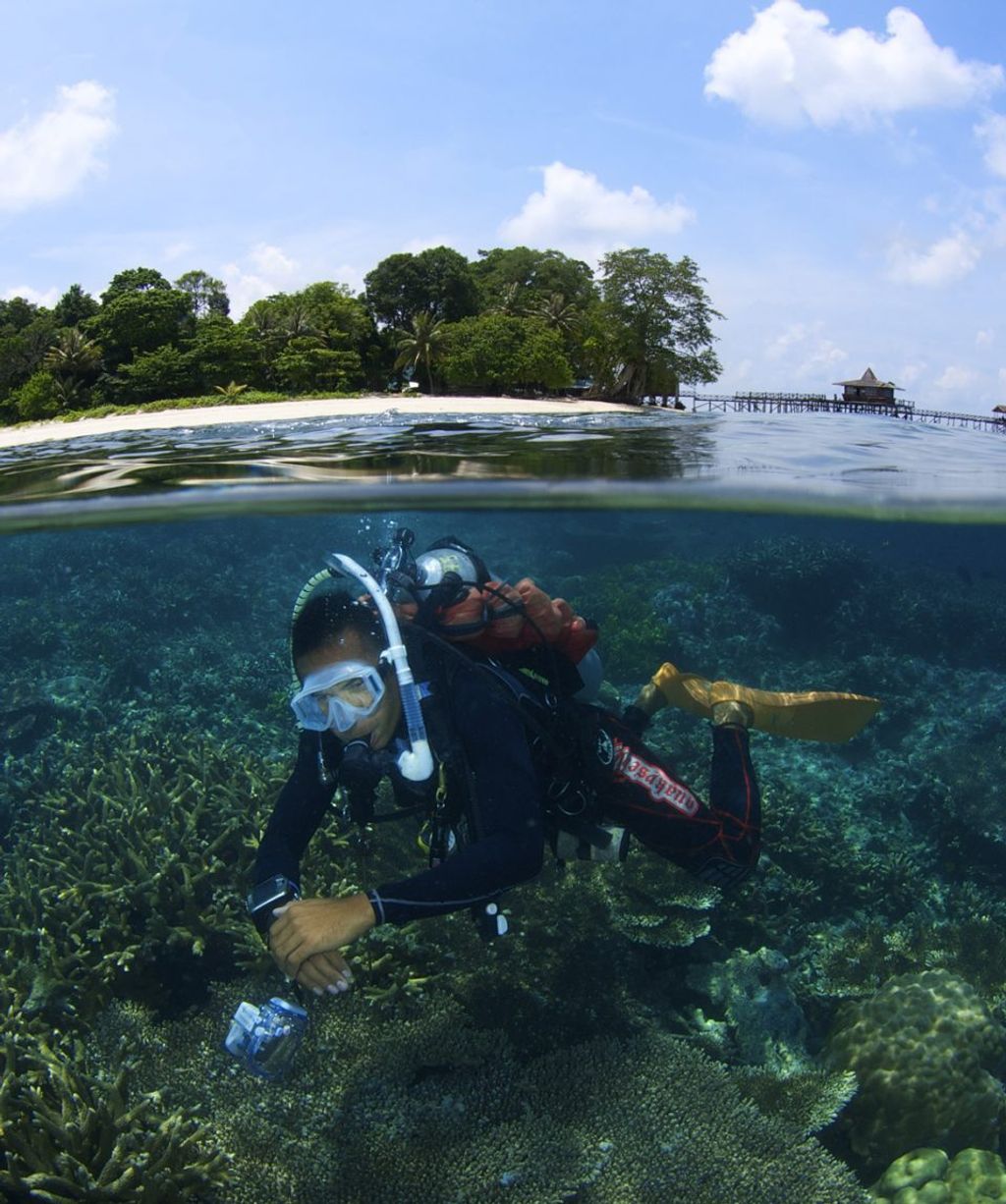 Sipadan-Sabah_Tourism-Borneo-Divers-PIC_208-copy-960x1149