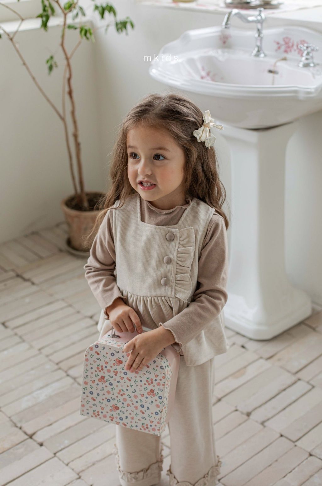 DM_20251203235312_010