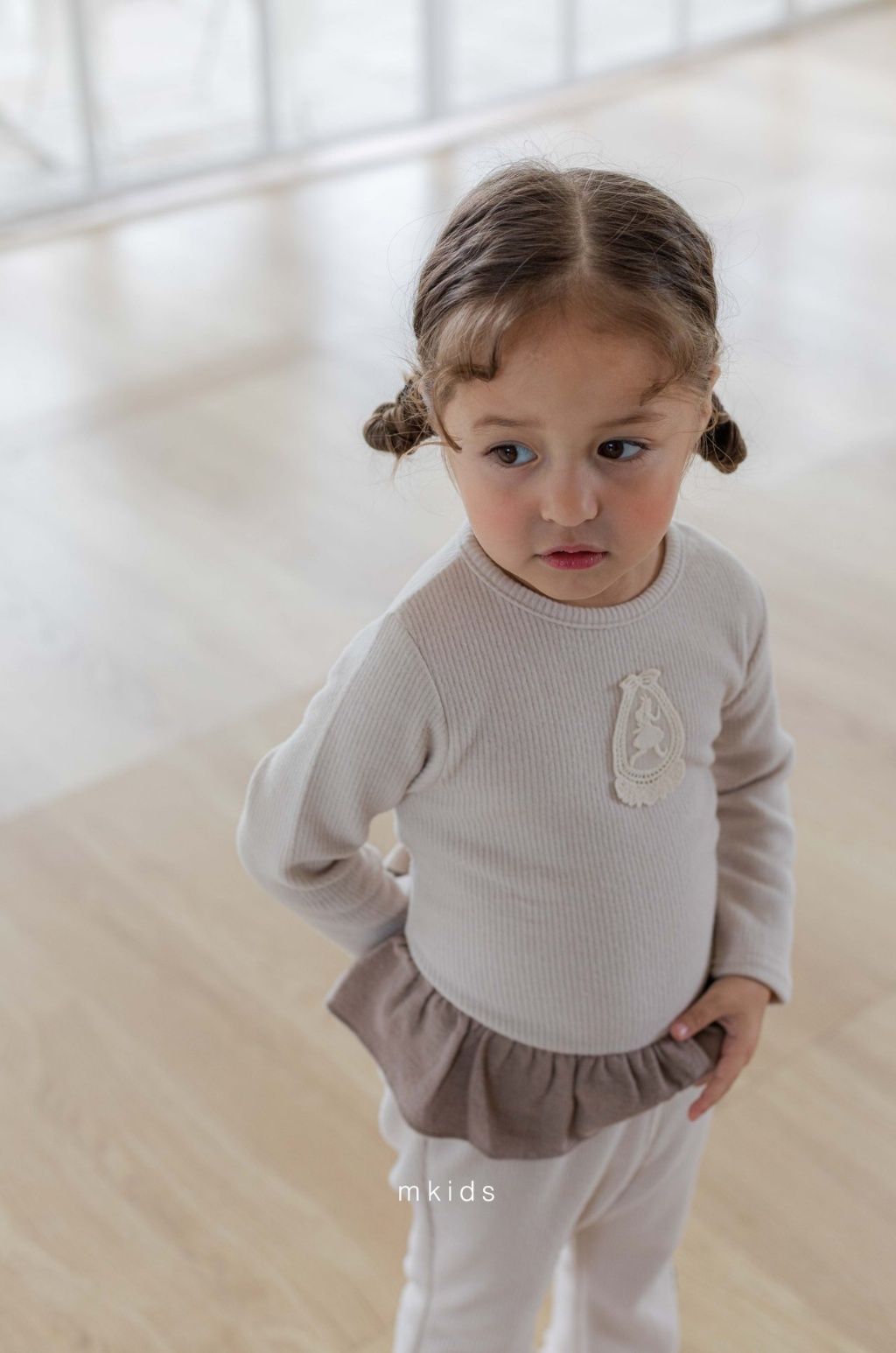 DM_20251203235524_010