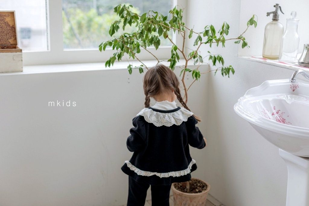 DM_20251204000041_010