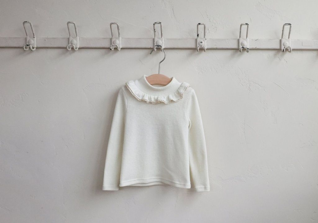 DM_20251214225023_001