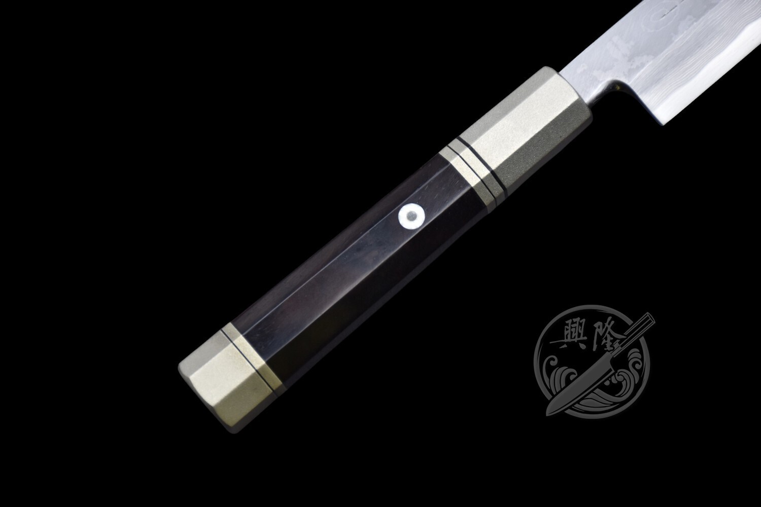 興隆刀剪行〕 *高橋楠一刀齋虎徹X 堺義一青一鋼積層墨流柳刃270mm .-