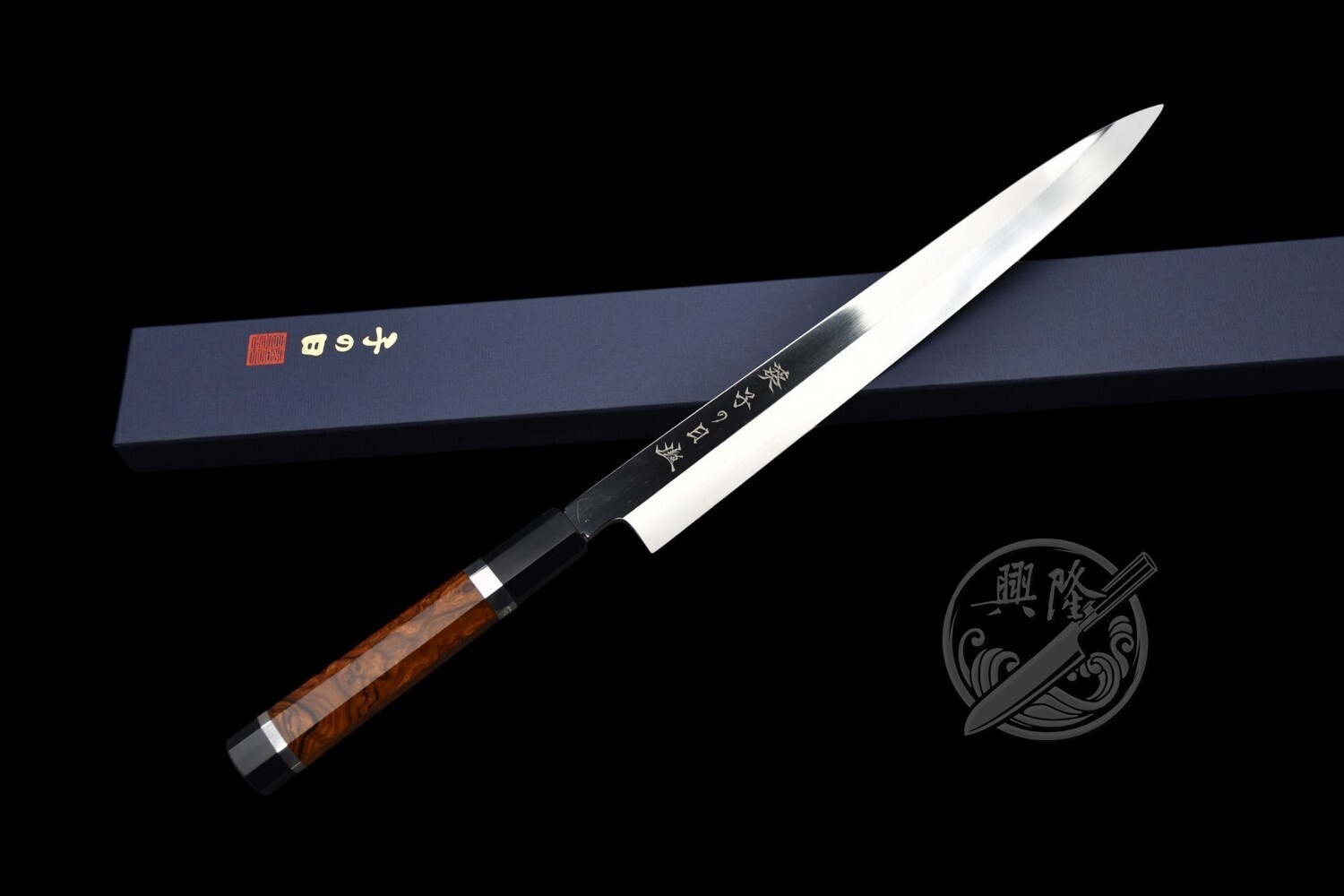 興隆刀剪行〕子之日特注Hiragi 柊系列鏡面原廠黑檀柄附落款朴鞘