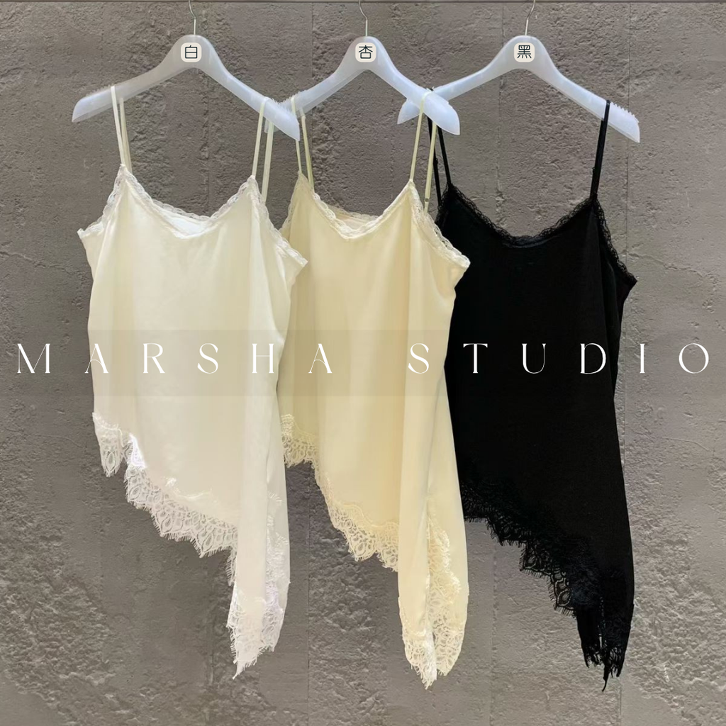 不對稱緞面斜裁蕾絲拼接細肩帶背心0