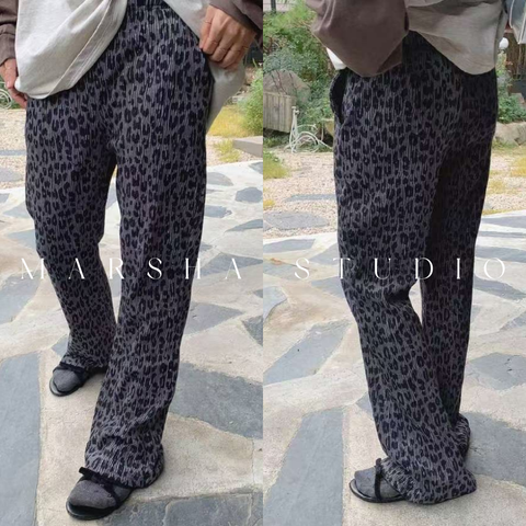 ❮韓國❯6AK21絨感壓褶豹紋鬆緊中低腰直筒長褲 (2)