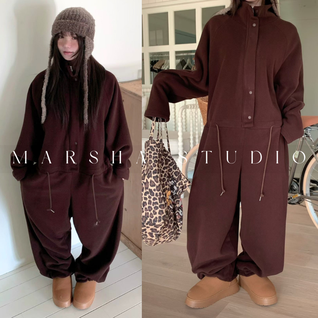 ❮韓國❯6AK10冬日懶人美學背面字母毛呢繡抽繩保暖刷毛連身褲 (4)