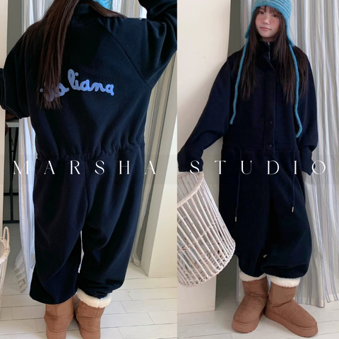 ❮韓國❯6AK10冬日懶人美學背面字母毛呢繡抽繩保暖刷毛連身褲 (2)