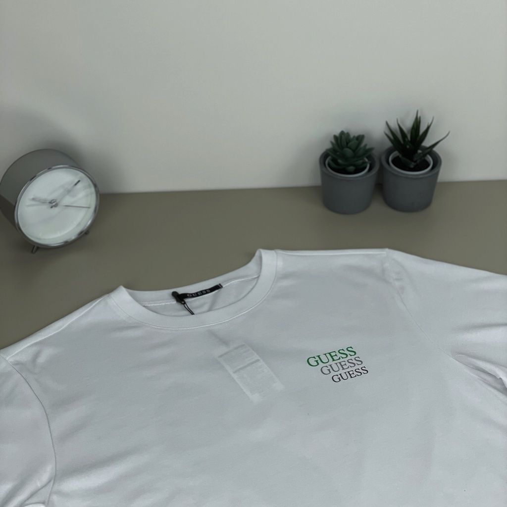 199f6e06c5edaacf78de60d15460c01e