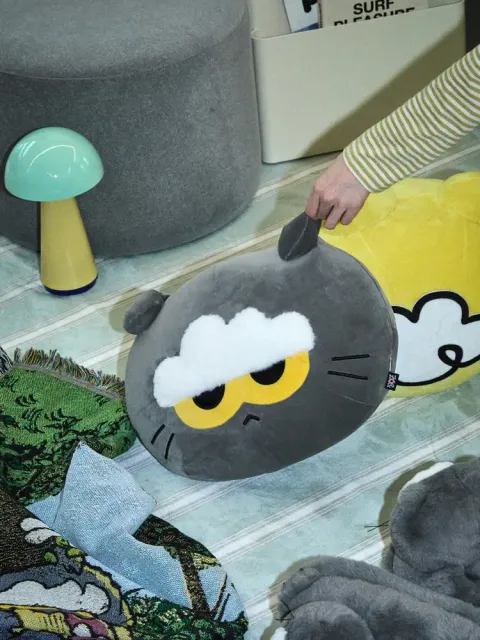 ZO&FRIENDS |🍀Lucky Shop系列|Zoa抱枕 – Peek-a-Boo