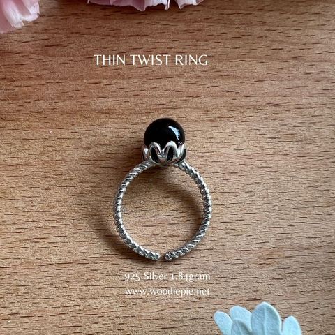 Thin Twist Ring (14)