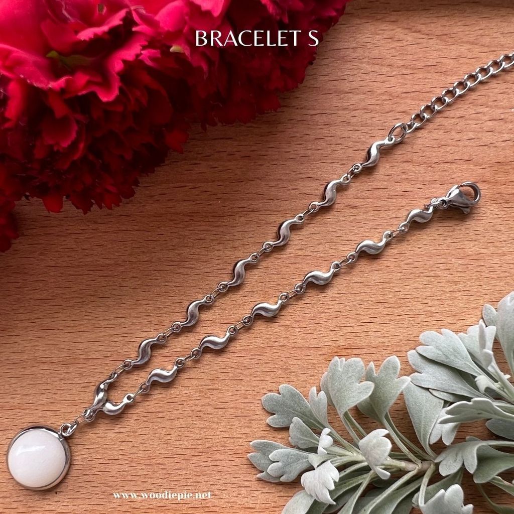 Singles Bracelet (2)