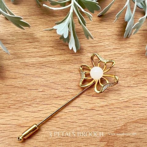 3 Petals Brooch