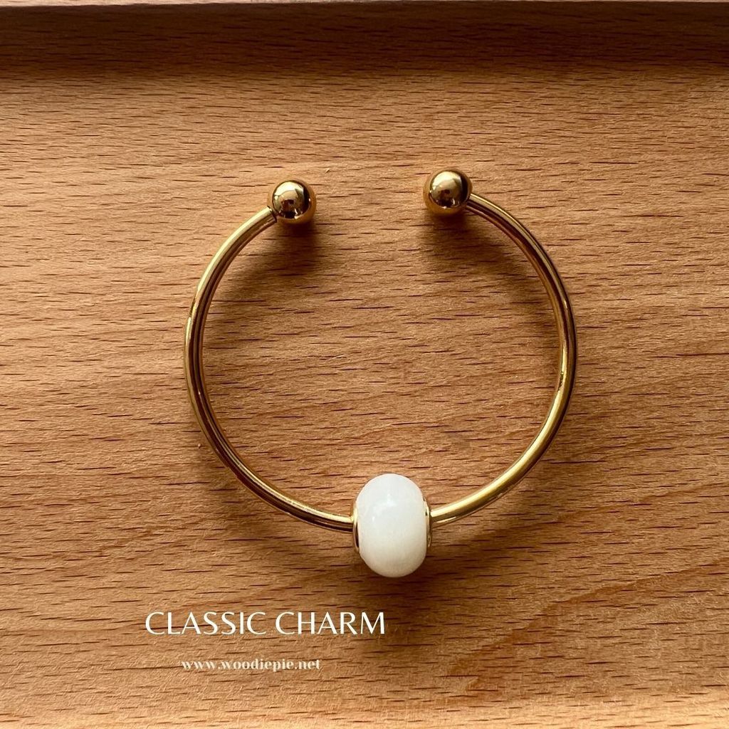 Classic Charm (12)