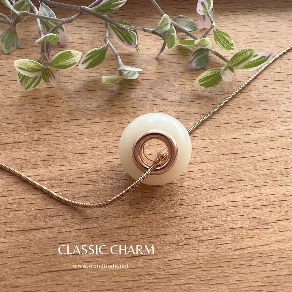 Classic Charm (21)