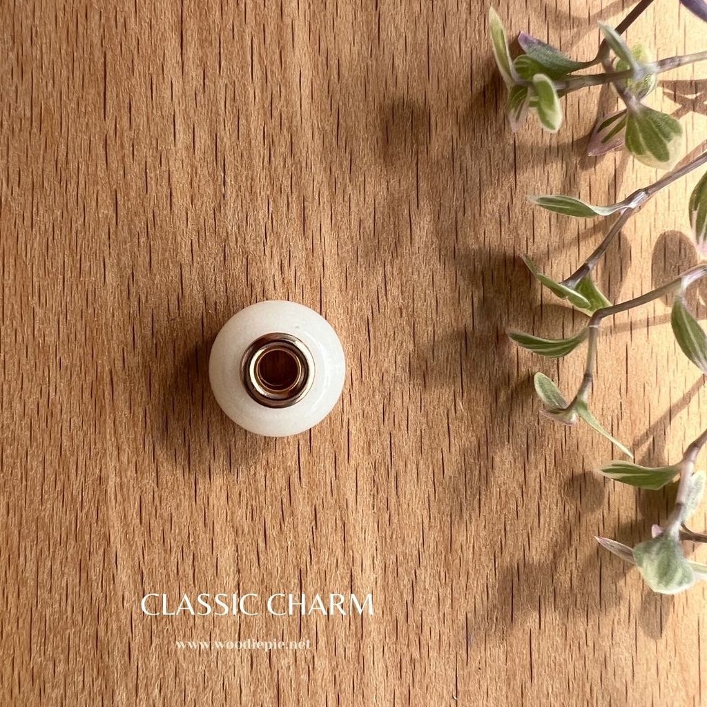 Classic Charm (20)