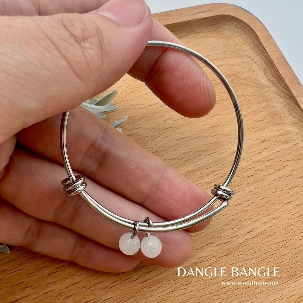 Dangle Bangle (4)