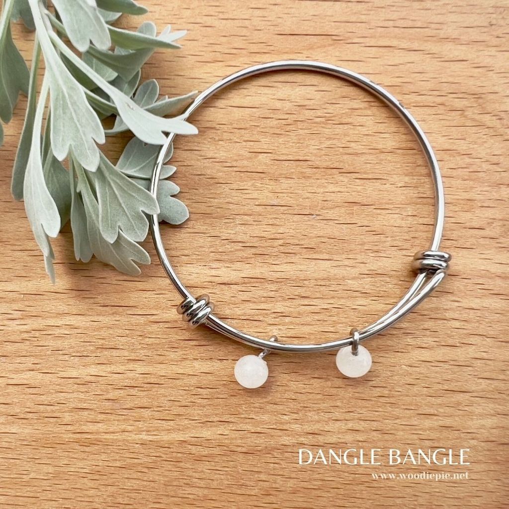 Dangle Bangle (5)