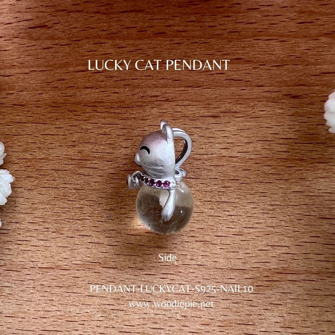 Lucky Cat Pendant Nail