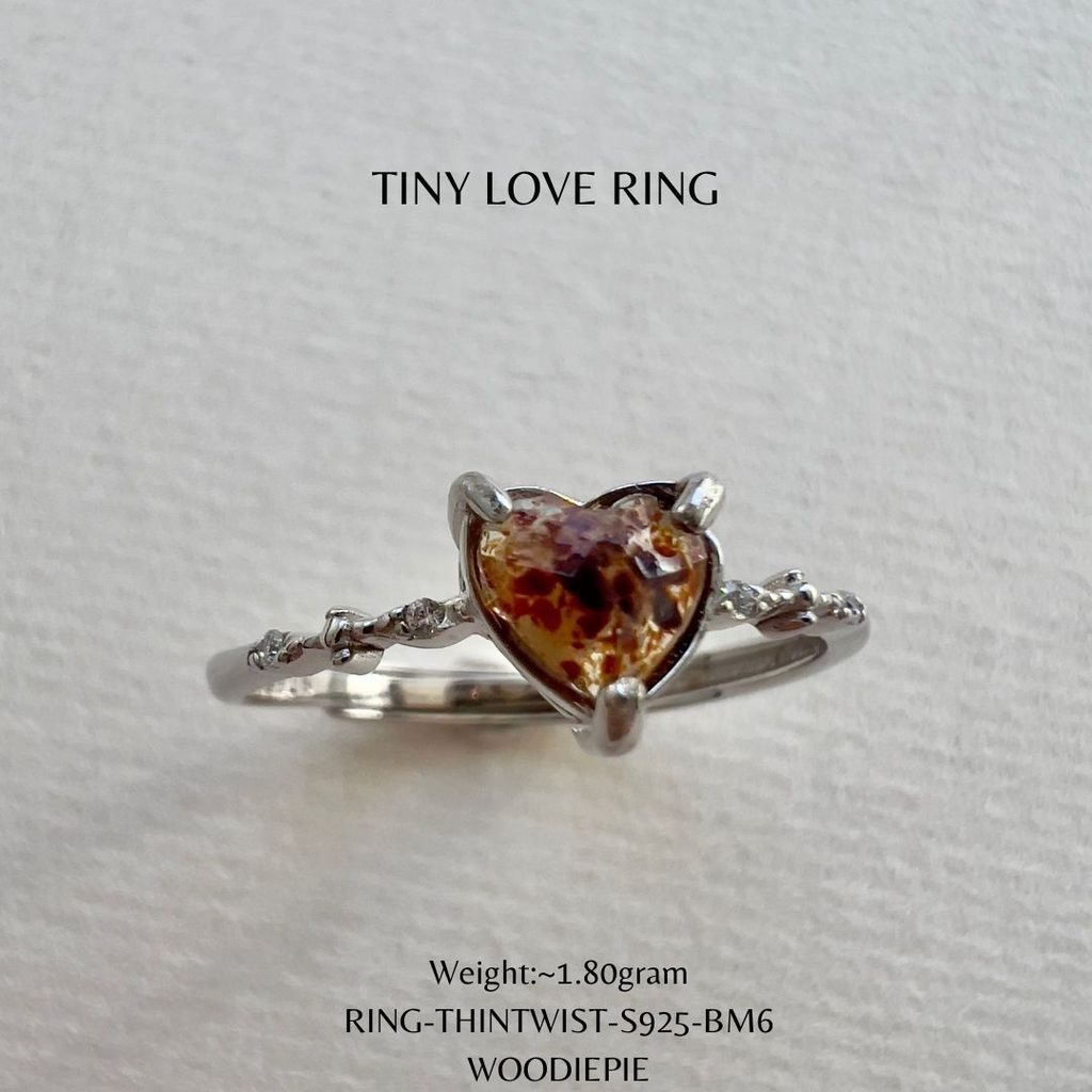 Tiny Love Ring (2)