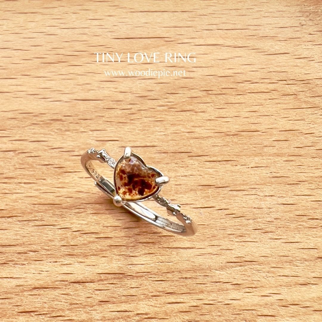 Tiny Love Ring (10)