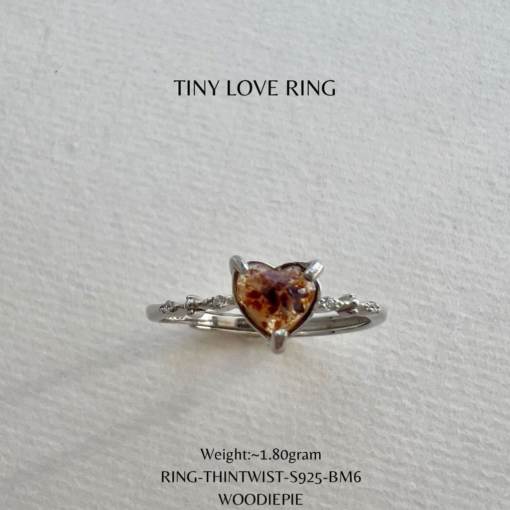 Tiny Love Ring