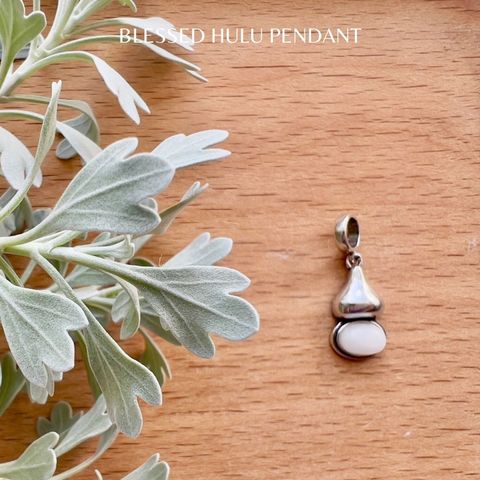Blessed Hulu Pendant (3)