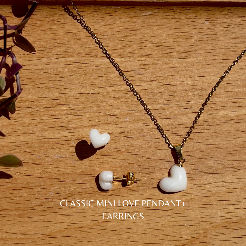 Classic Mini Love Earrings (3)