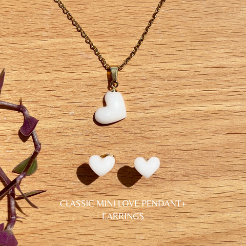 Classic Mini Love Earrings (4)