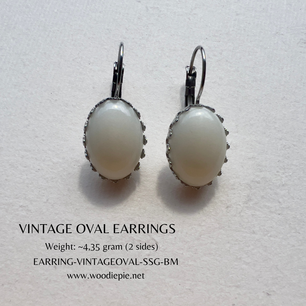 Vintage Oval Earring