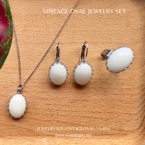 Vintage Oval Jewelry Set (2)