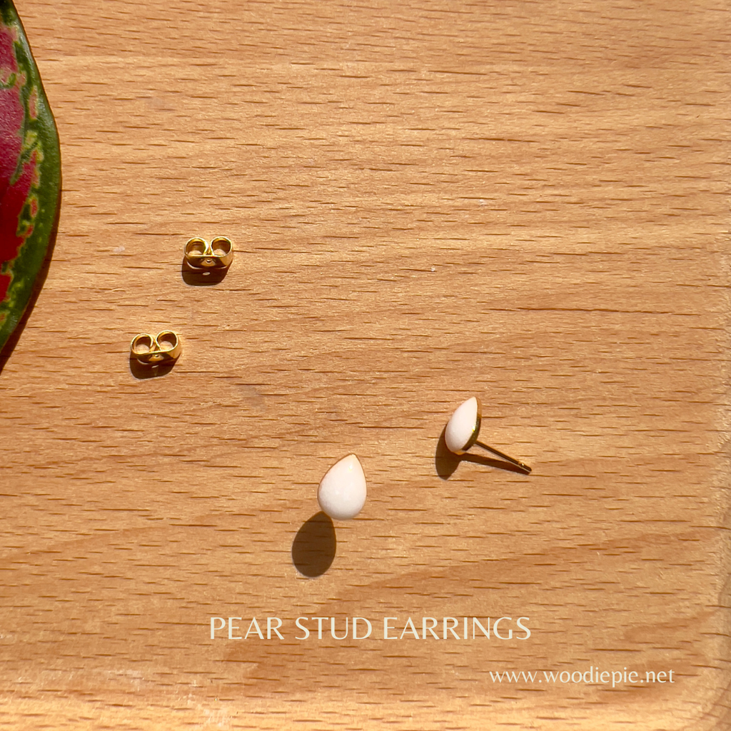 Pear Stud Earrings (3)