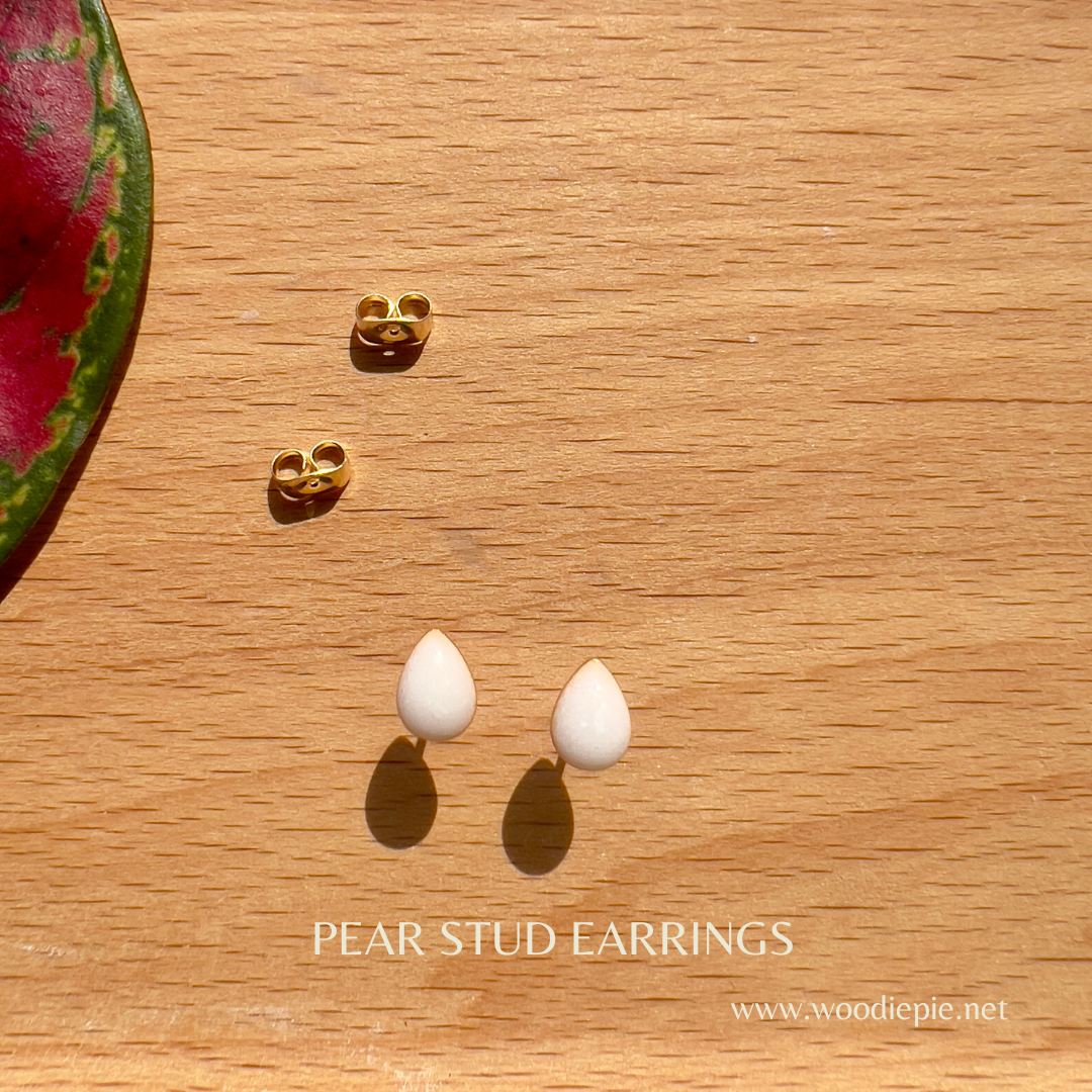 Pear Stud Earrings (4)
