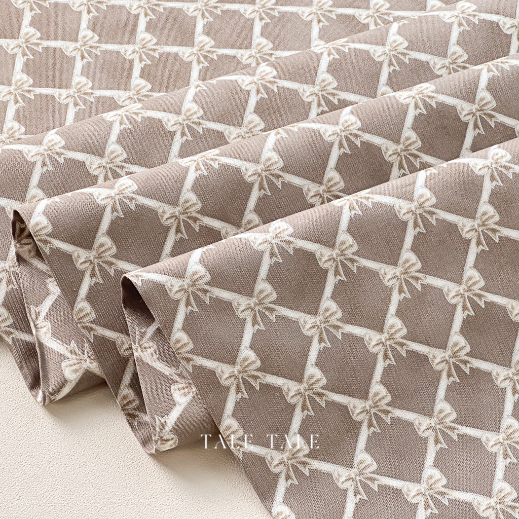 美國品牌燙金布-聖誕菱格蝴蝶結-咖-SRKM-22292160-$210半碼-3