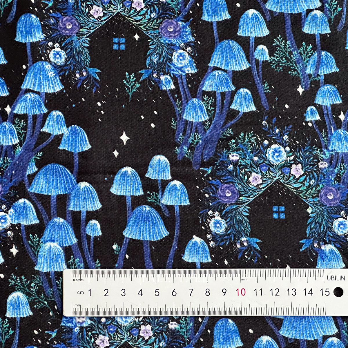 美國品牌棉布-花瑩小屋-夜光效果-3829G-99-$215半碼-3
