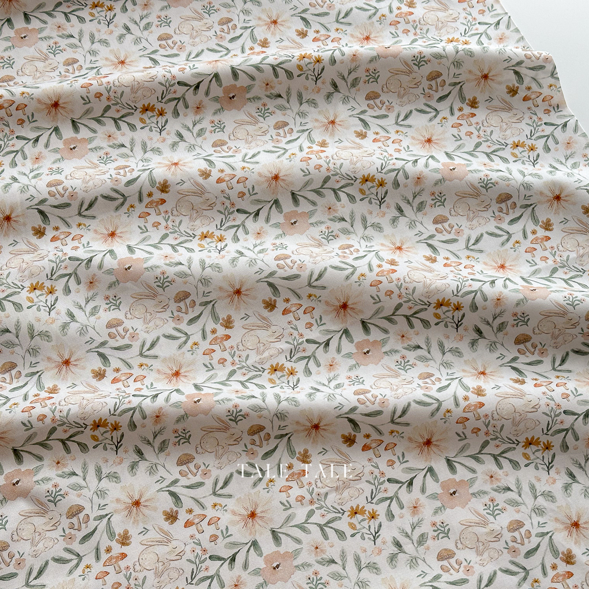 美國品牌棉布-花園裡的沉睡小兔-淺粉-STELLA-DCJ3008-LINEN-$210半碼-1