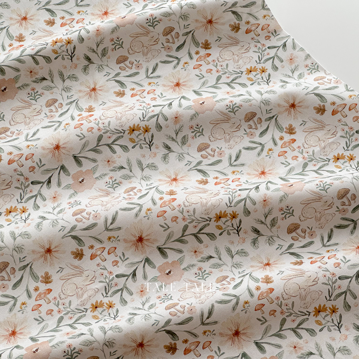 美國品牌棉布-花園裡的沉睡小兔-淺粉-STELLA-DCJ3008-LINEN-$210半碼-2