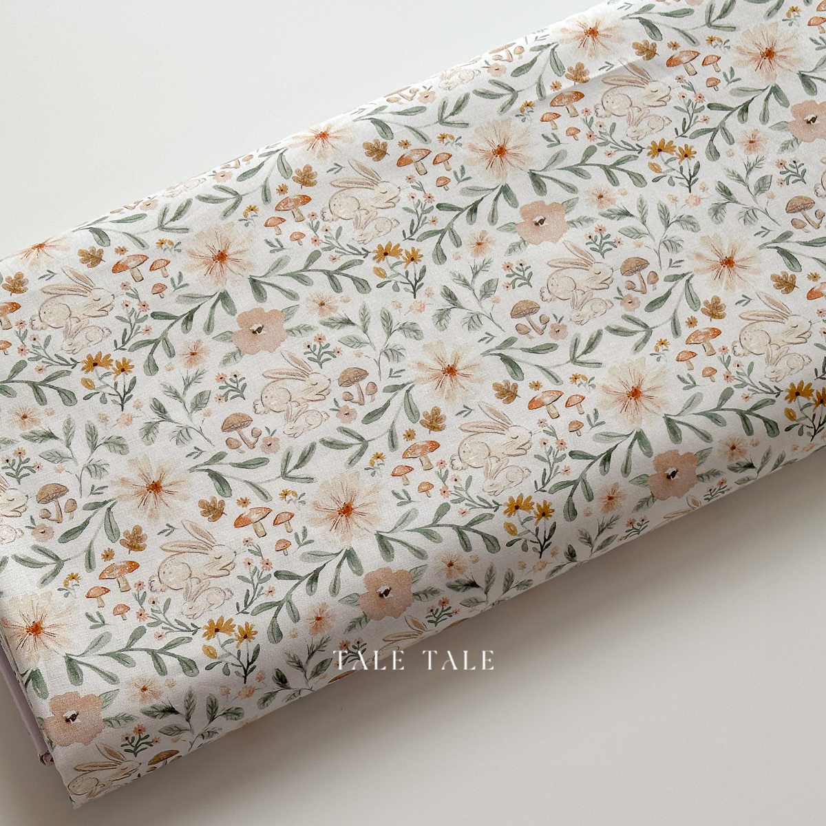 美國品牌棉布-花園裡的沉睡小兔-淺粉-STELLA-DCJ3008-LINEN-$210半碼-4