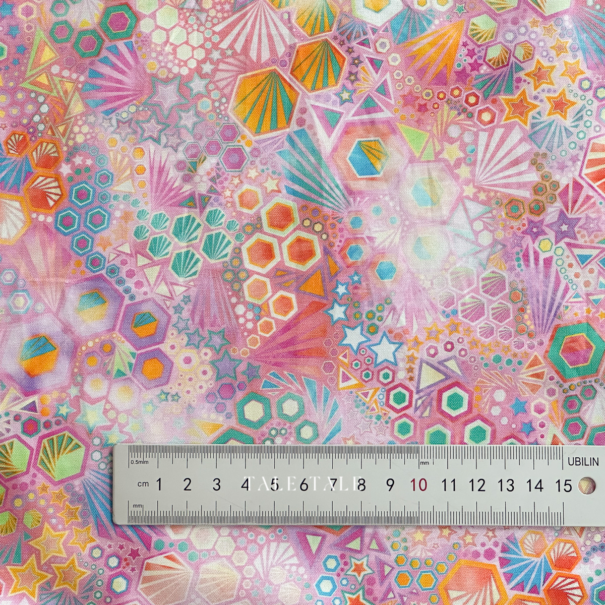 美國品牌棉布-星光萬花筒-粉-SRKD-22693-318-$185半碼-2