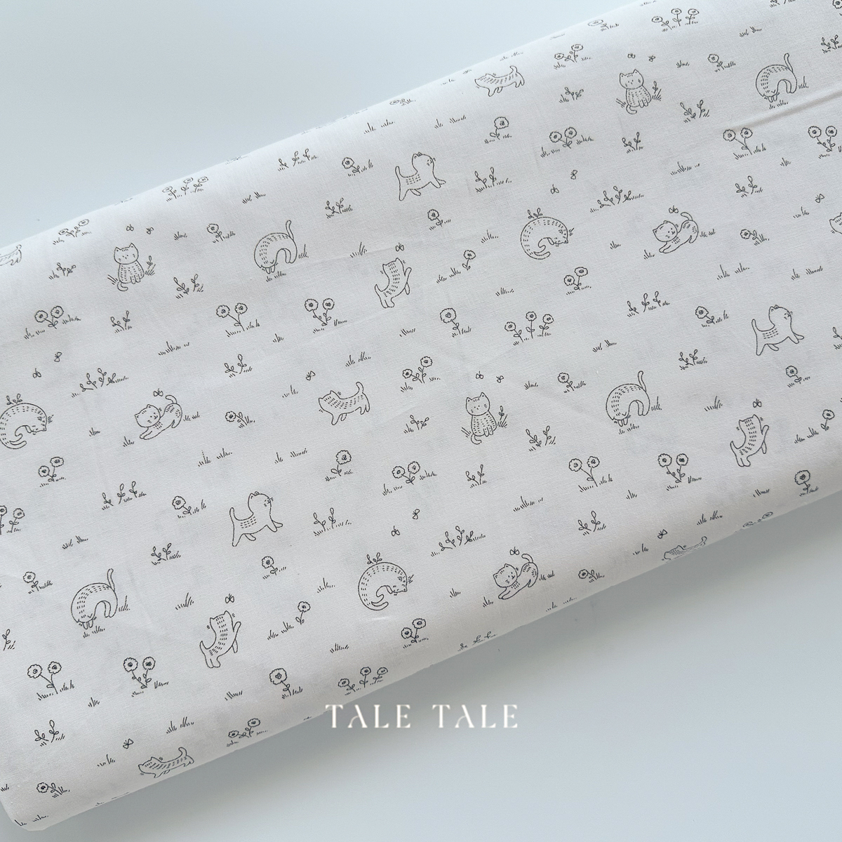 美國品牌棉布-逗趣塗鴉小貓-米-Y4570-57-2