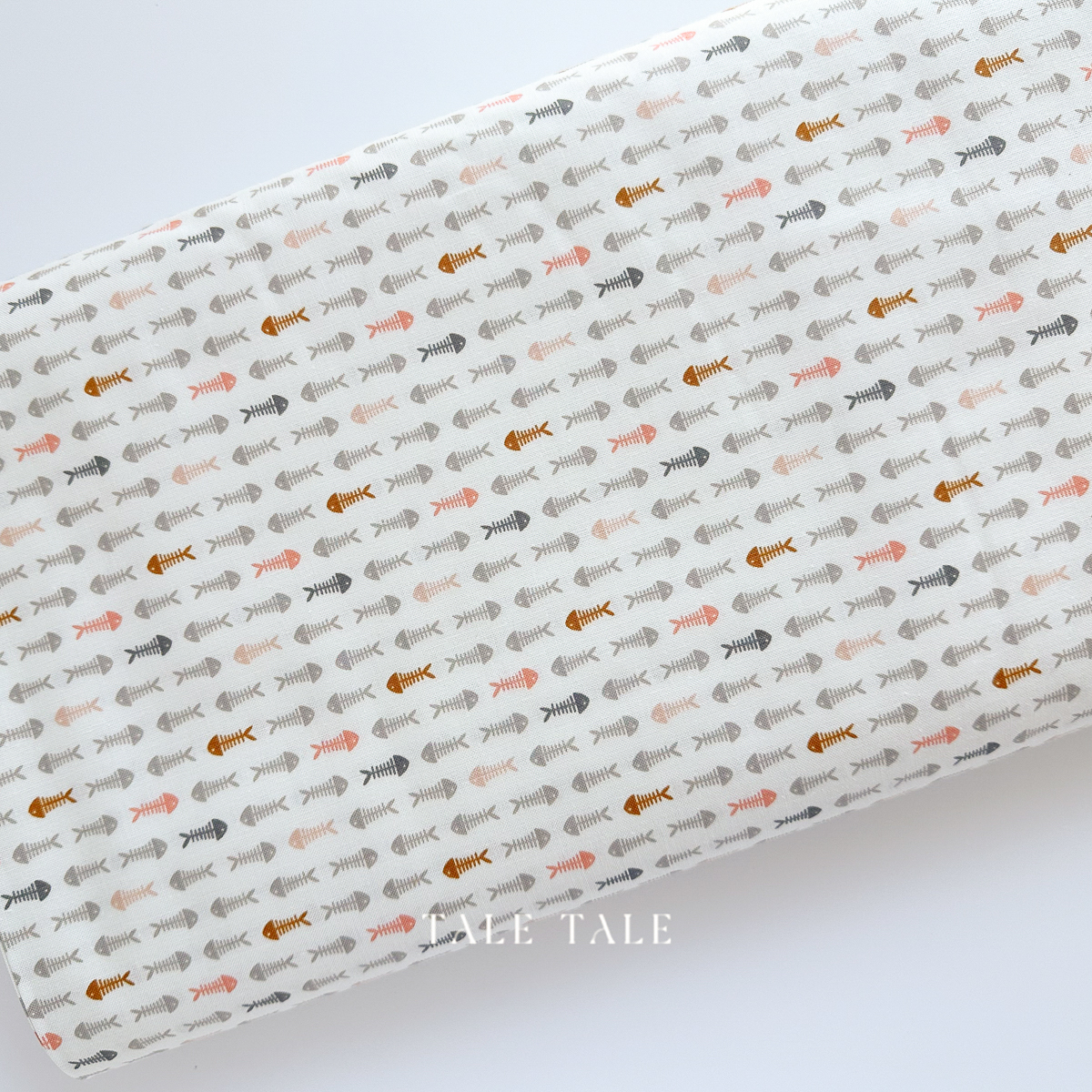 美國品牌棉布-繽紛魚骨頭-米-SD103-DF3-2