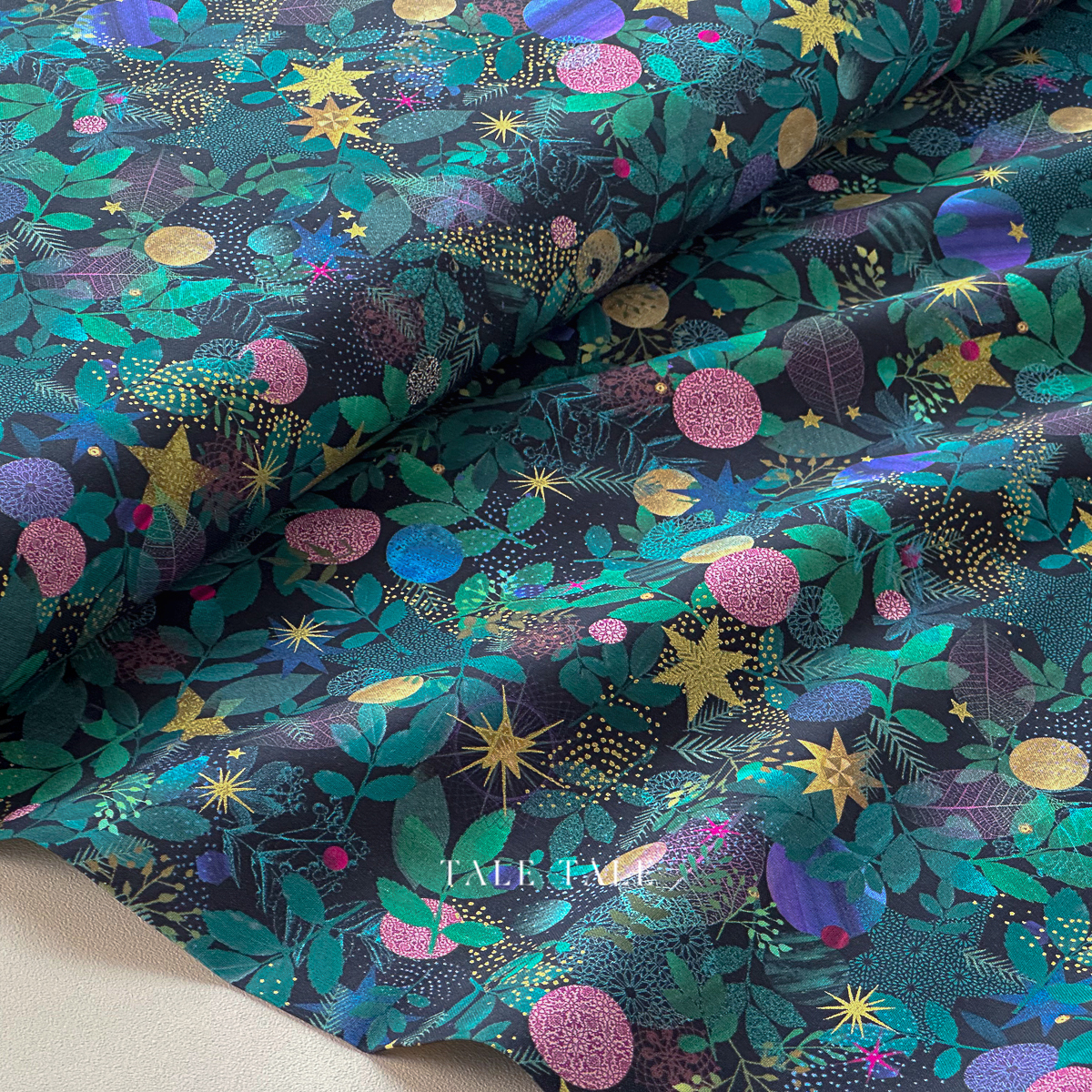 美國品牌燙金布-耶誕樹裝飾-AHPDM-2246069-$195半碼-1