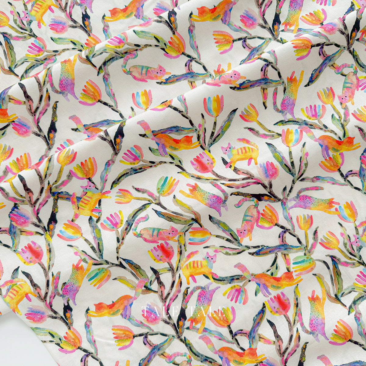 美國品牌棉布-戲花貓貓-米-ANAD-23287-84-7