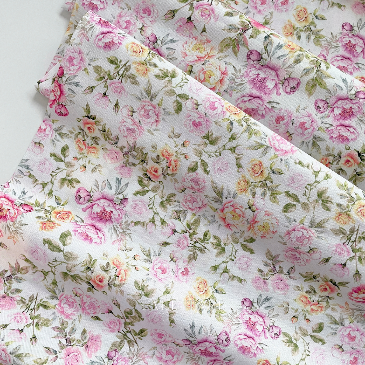 美國品牌棉布-玫瑰茶會-米-X5658-153-4