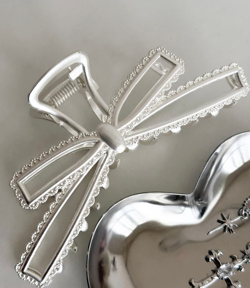 E0D120A4-C81B-4E05-8457-78B6E3E8E68B