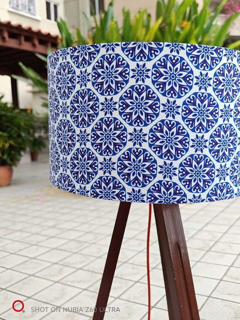 LSP 38 base white geo blue 4