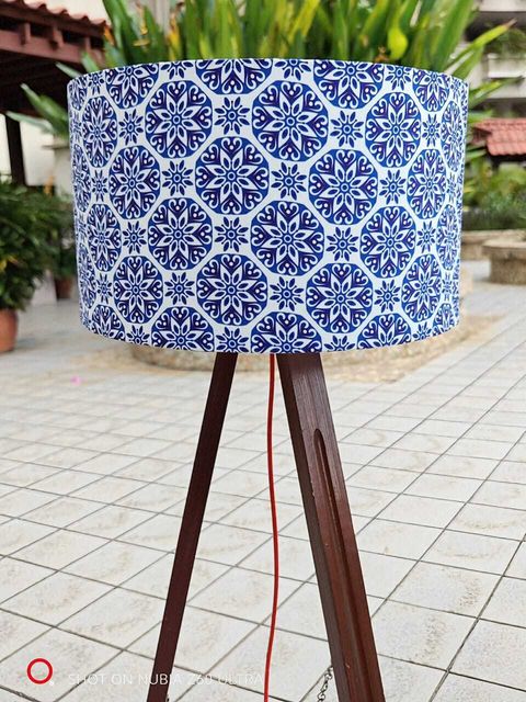 LSP 38 base white geo blue 1