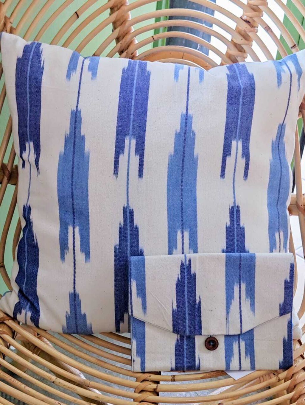 CC ikat chevron beige blue 45 4